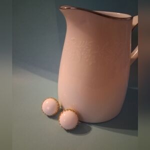 50's Gold and White Clip Earrings